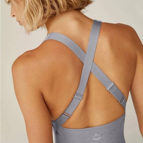 Beyond Yoga Cloud Grey Space Dye Get Up And Go Sleeveless Romper - Picture 6 of 14